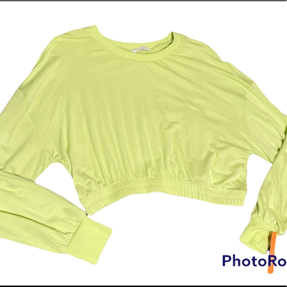 Super soft crop top with tags!!!!!